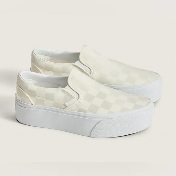 NEW VANS CHECKERED STACKFORM PLATFORM SLIP ON SHINY SATIN IVORY CHECKERED SZ 9 - Picture 1 of 14
